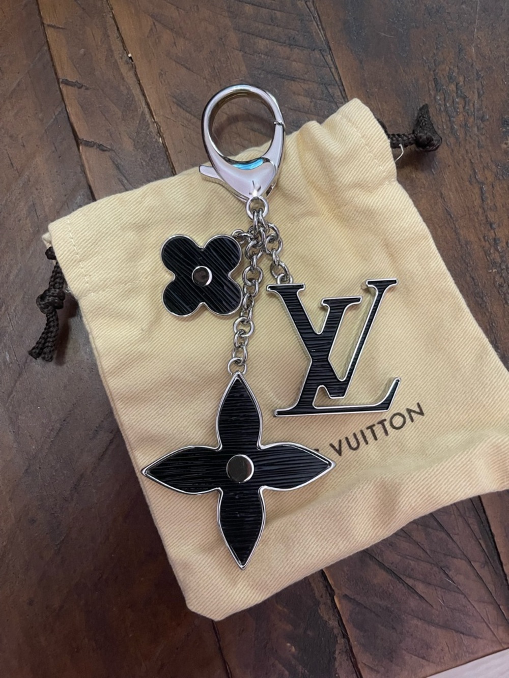 Louis Vuitton Black Fleur De Epi Key Holder Bag Charm with Silver Hardware